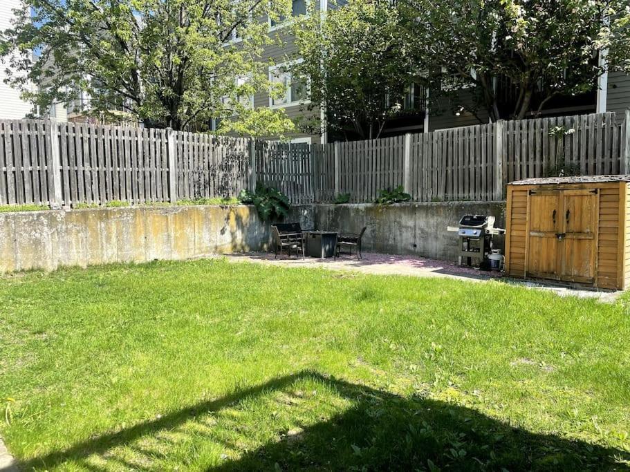 Lovely Two Bedroom In South Appartement *